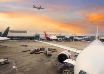 lich-mo-cua-san-bay-quoc-te-1024x576[1]