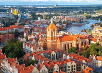 Khám phá quốc gia Poland – Tìm hiểu về địa lý và văn hóa độc đáo của đất nước này