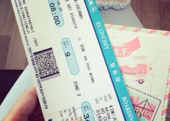 Tìm hiểu bí quyết giúp bạn mua vé máy bay giá rẻ trong thời gian cao điểm