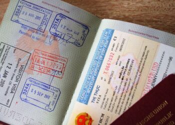 Hướng Dẫn Đăng Ký Visa Việt Nam 3 tháng: Thủ tục và Yêu cầu cần biết
